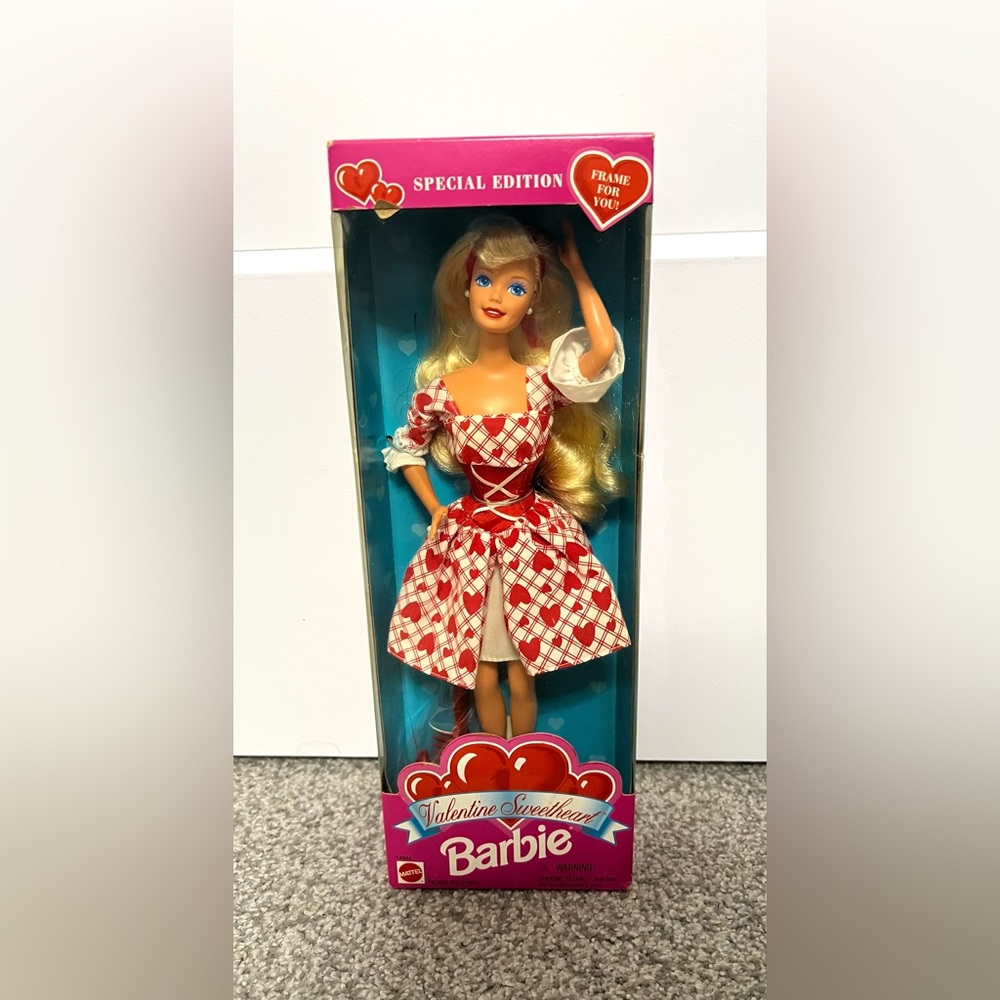 1995 Valentine Sweetheart Barbie